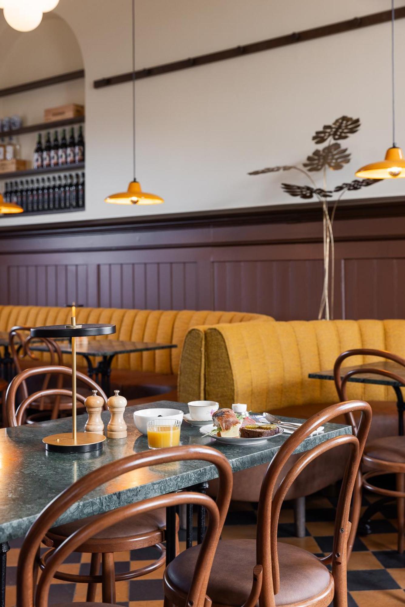 Stationen Bed & Breakfast Ystad Ngoại thất bức ảnh