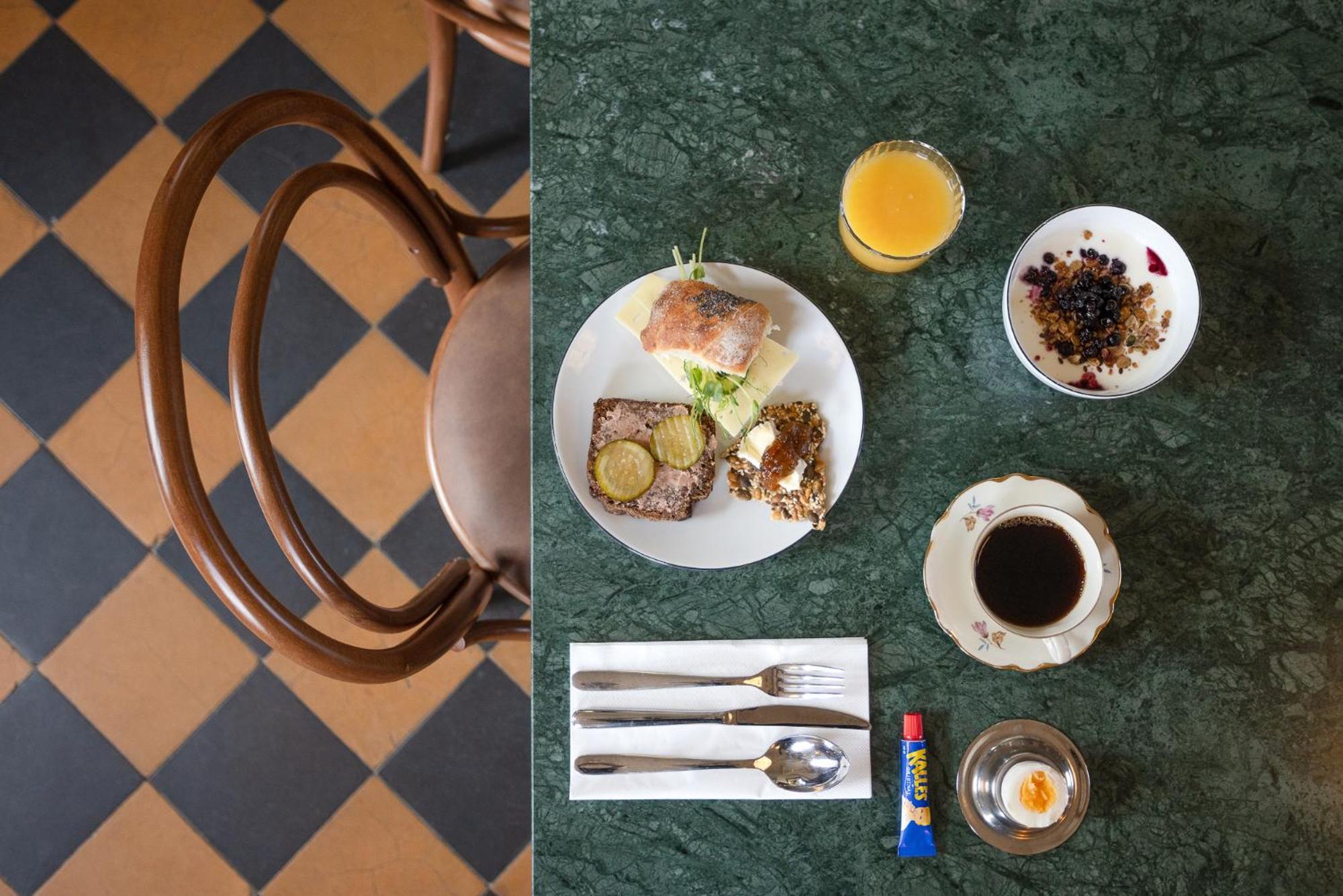 Stationen Bed & Breakfast Ystad Ngoại thất bức ảnh